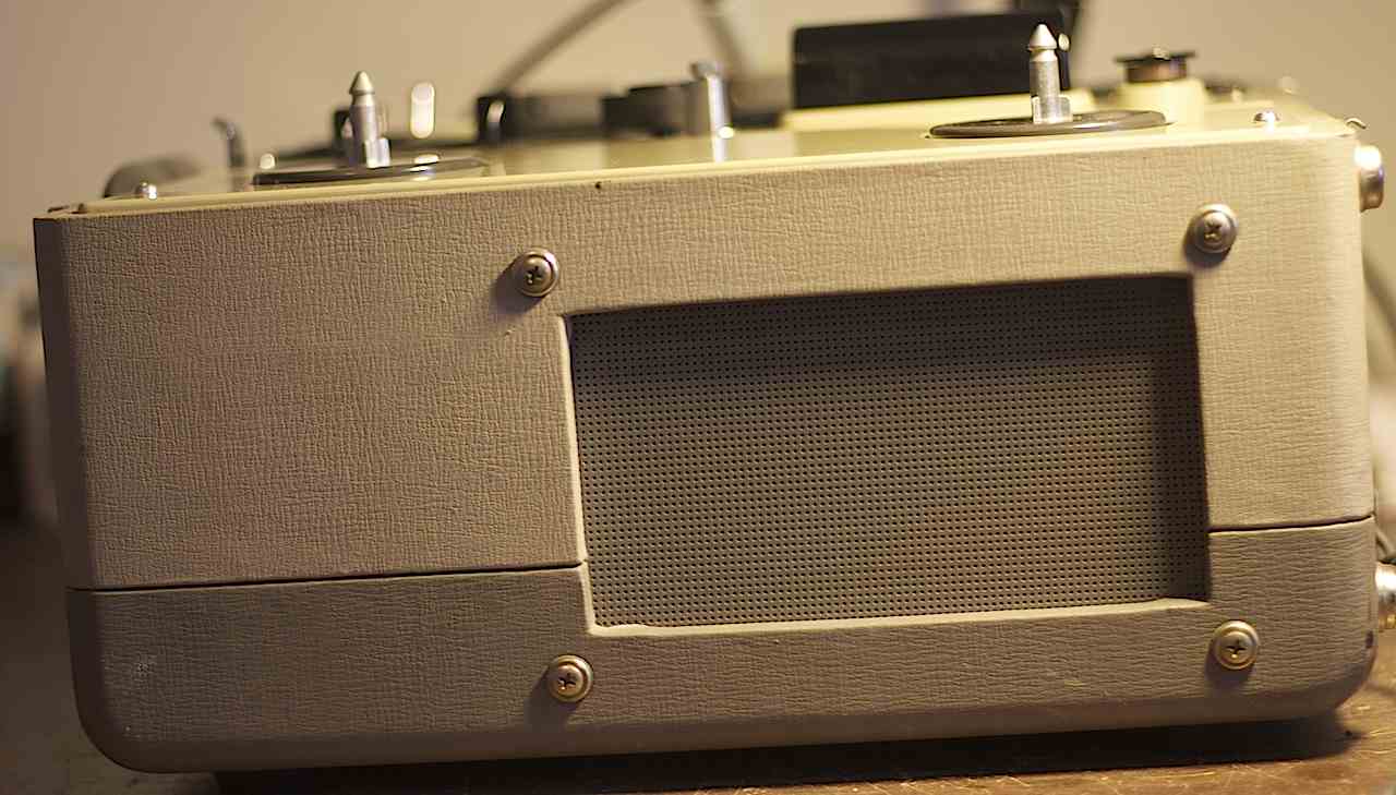 Akai's 2nd Production R2R - Model 902 | Tapeheads.net